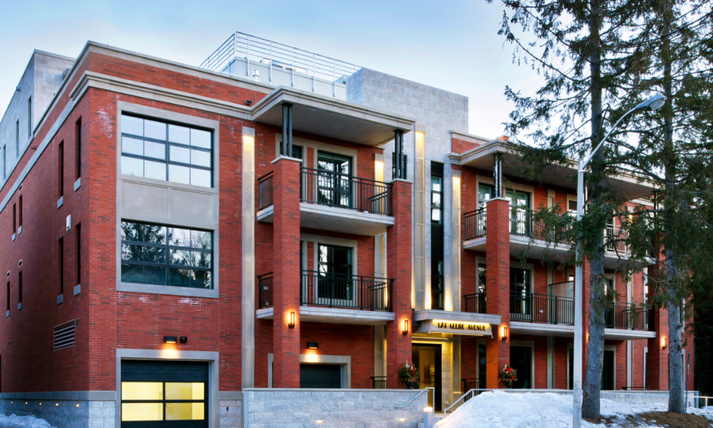 174 Glebe Avenue Condominiums Outside View